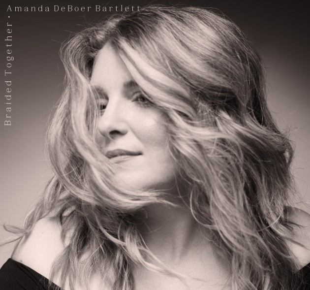 אמנדה דבור בארטלט, עטיפת האלבום "Braided Together"