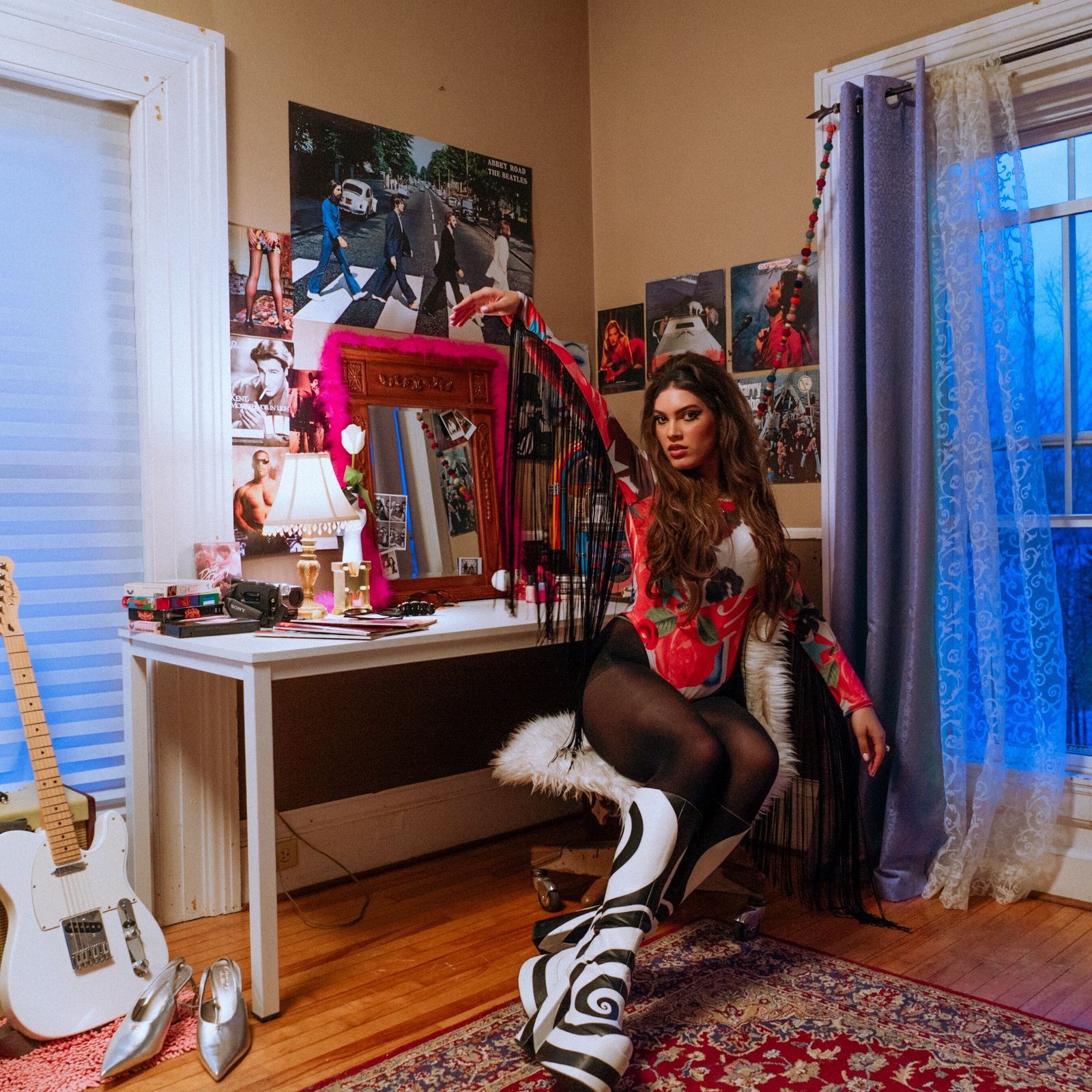 Maggie Andrew, "How to sing for money" single cover art