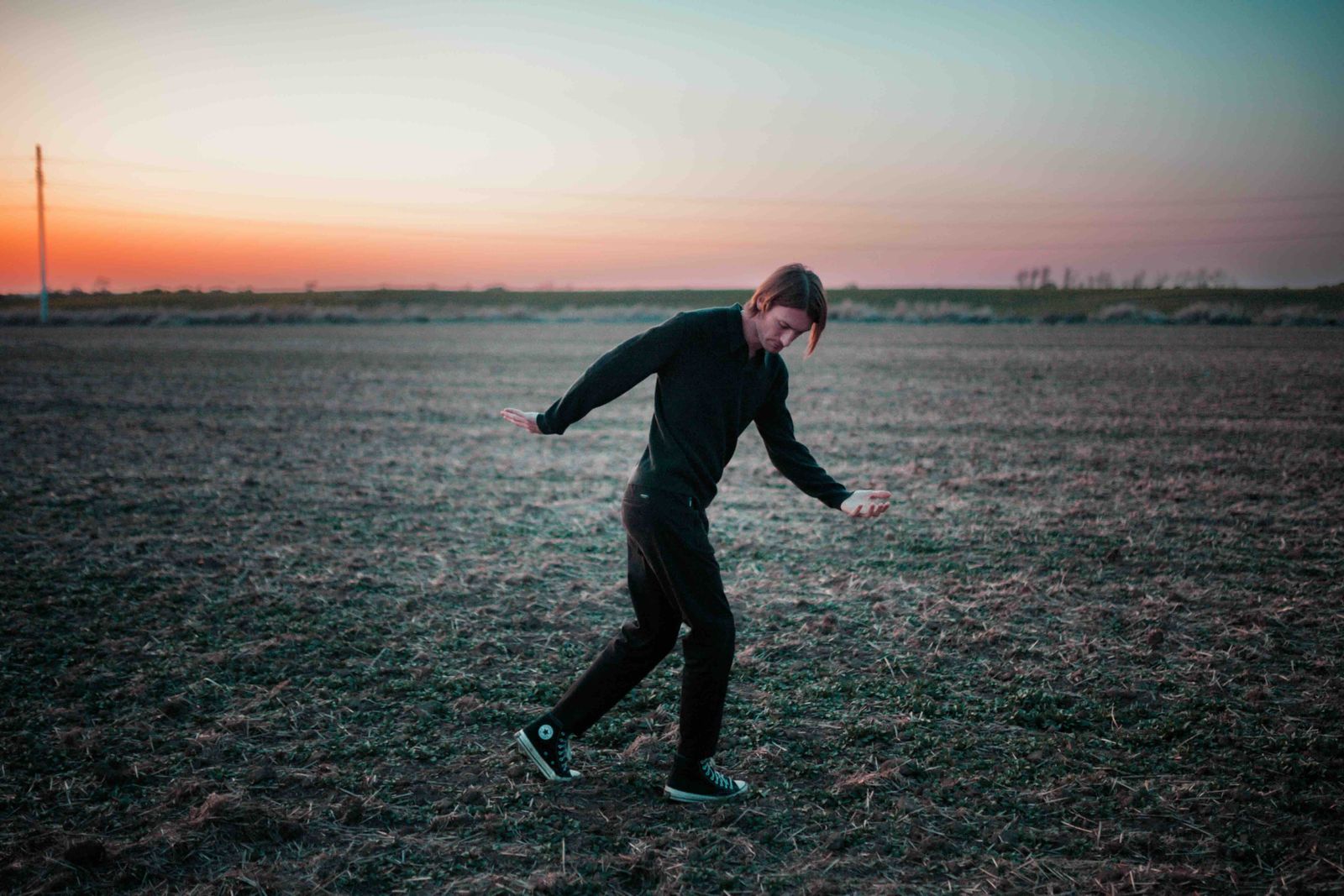 Dom Malin, 'Blood Moon' press kit, photo credit: Taylor Olson