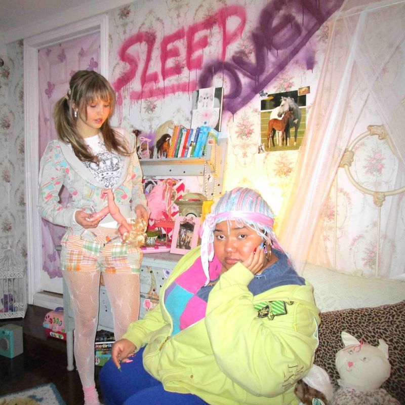 Pebbles&TamTam, 'Sleepover! The Mixtape' อาร์ตเวิร์ก