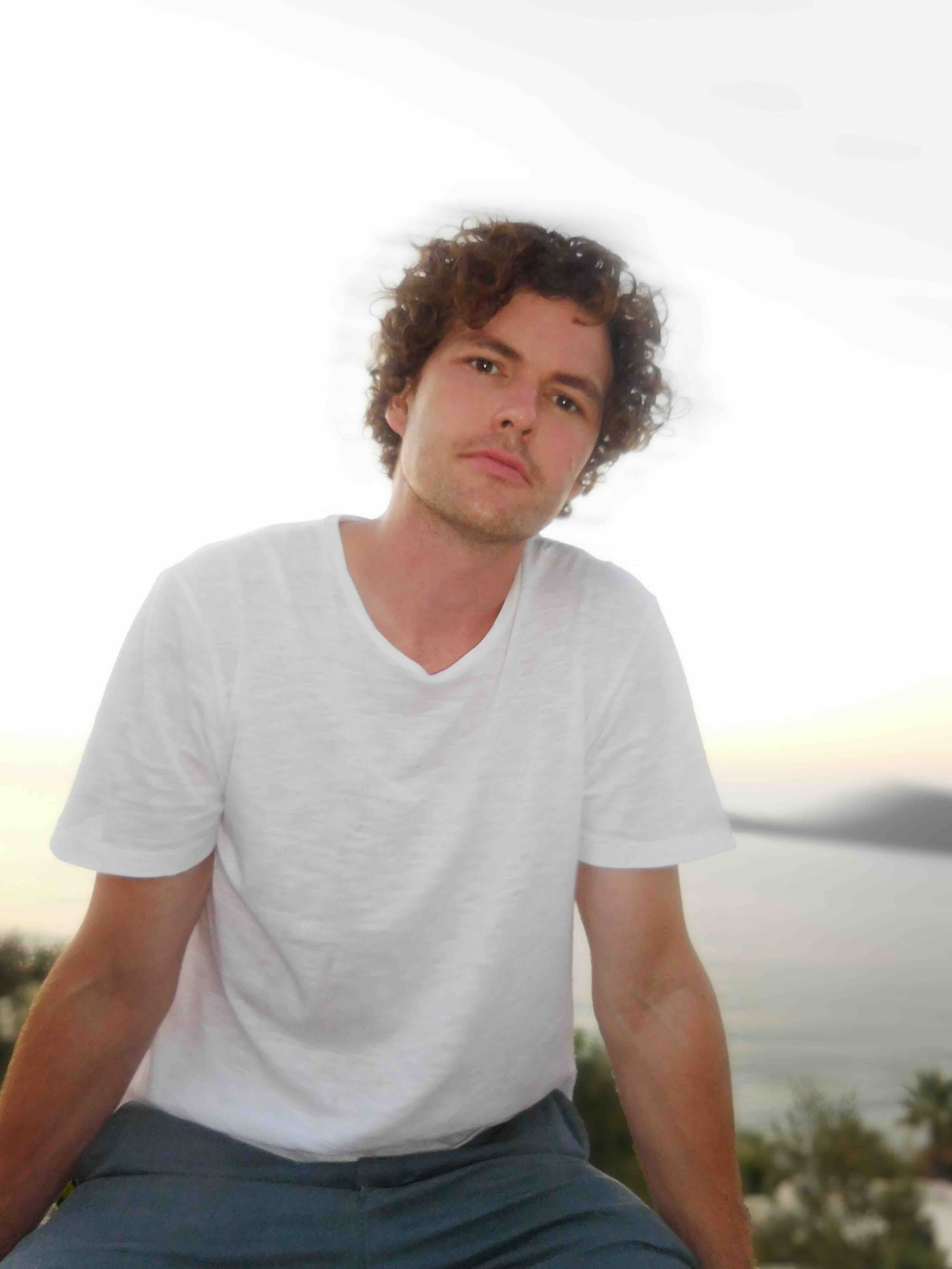 Vance Joy, "Divine Feelings" kit de prensa, septiembre 2025