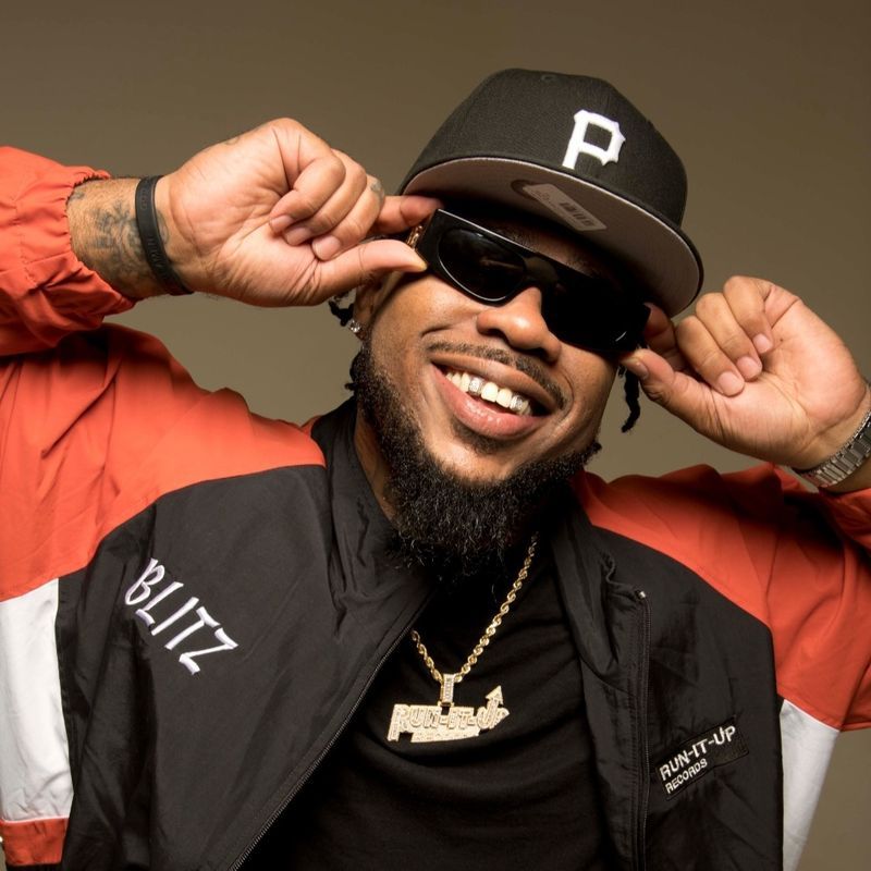 Big Money Blitz slavi RIAA Gold za "Pressure (Shawty You Pressure)"